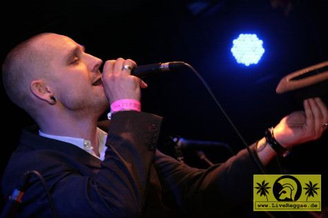 Babylove and The Van Dangos (DK) Ska Got Soul Weekender - McCormacks Ballroom, Leipzig 18. April 2009 (4).jpg